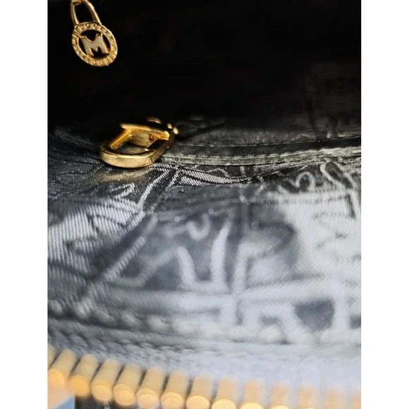 Metrocity Black Quilted Leather Satchel Made In Italy With Gold Hardware #0349 - Picture 10 of 16